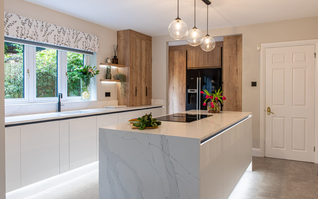 Matt White Handleless Kitchen in Brentwood, Essex